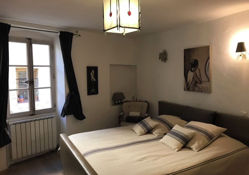 Photo of Bedroom in Cucuron