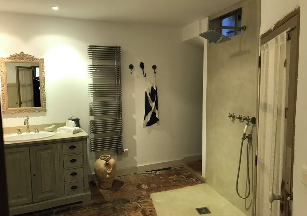 Photo of Bathroom in Cucuron
