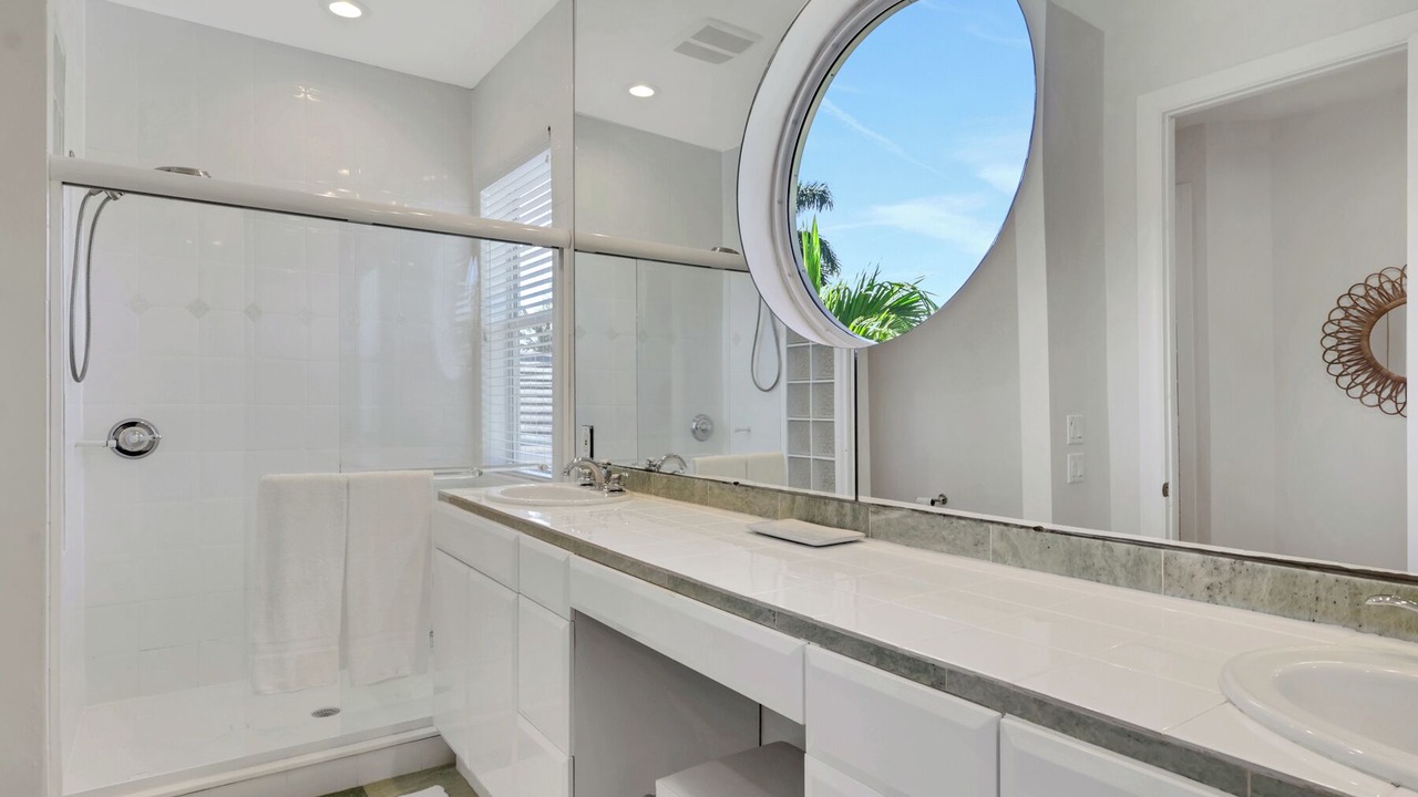 Photo of Bathroom in Moorings