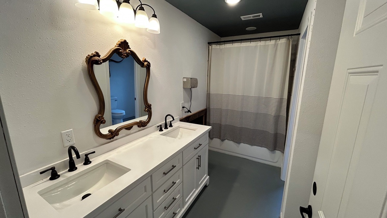 Photo of Bathroom in Flemington