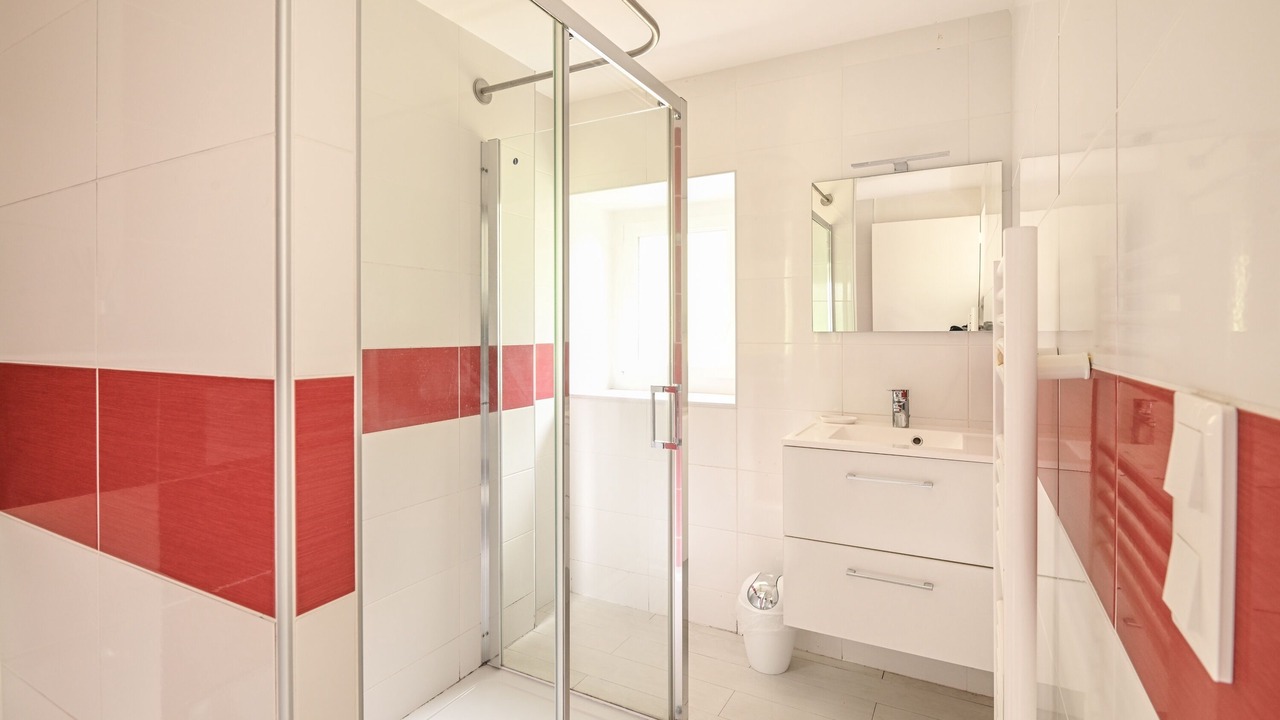 Photo of Bathroom in Ryes