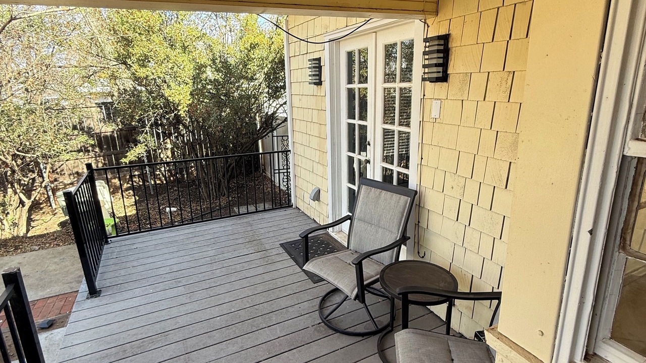 Photo of Patio Balcony in Sayles Blvd. Area