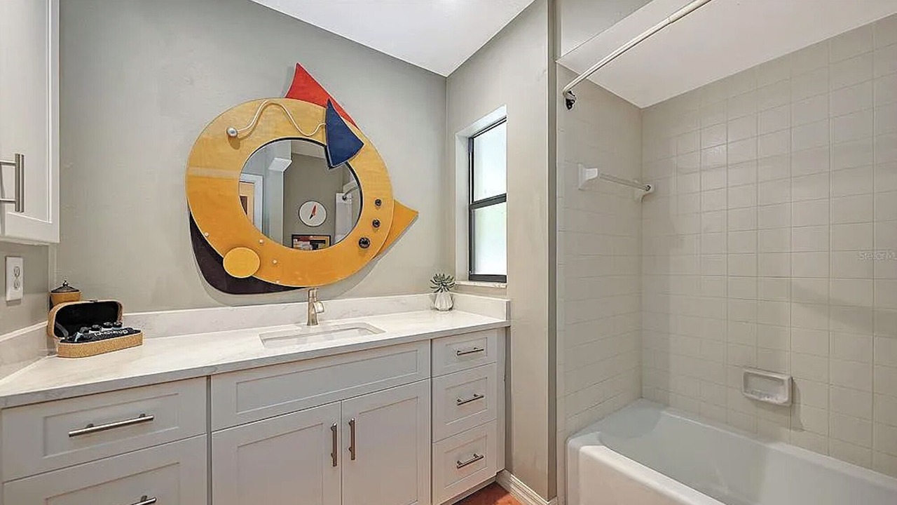Photo of Bathroom in Indian Beach Sapphire Shores