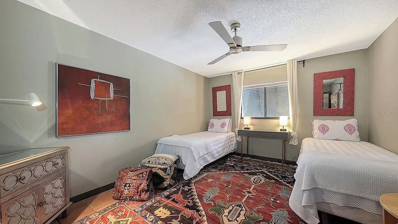 Photo of Bedroom in Indian Beach Sapphire Shores