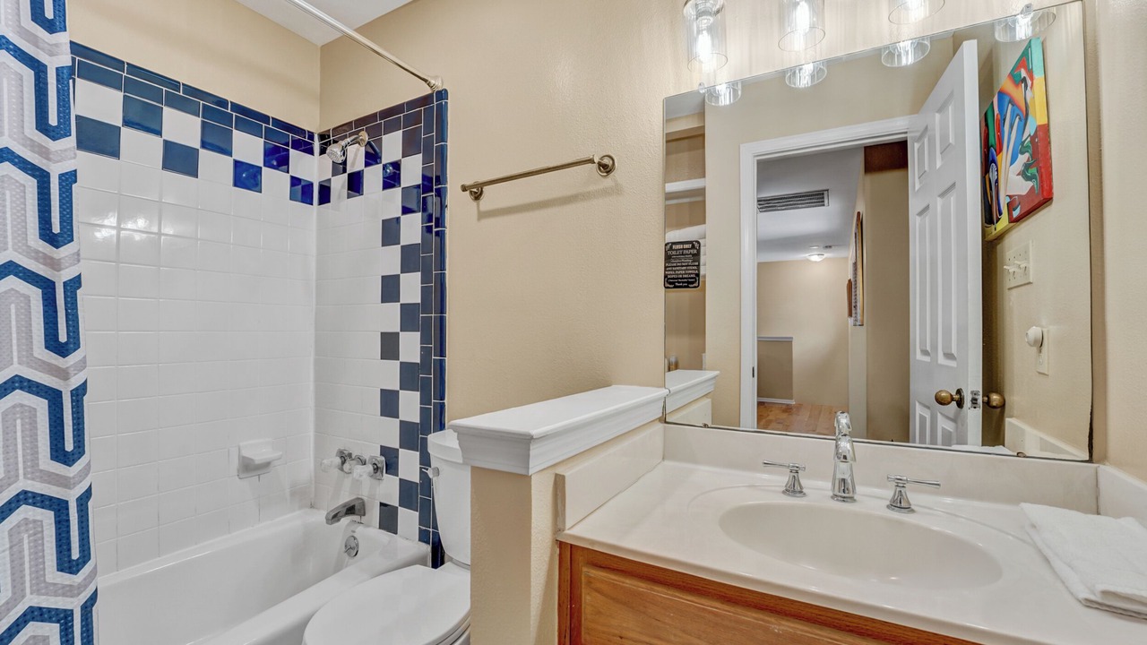 Photo of Bathroom in Driftwood