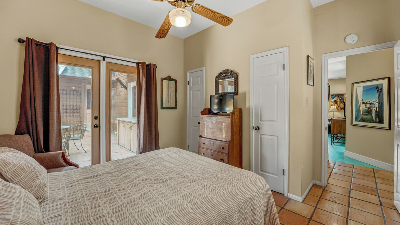 Photo of Bedroom in Driftwood