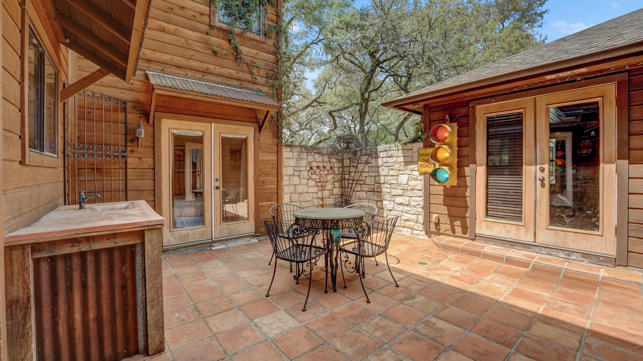 Photo of Outdoor in Driftwood