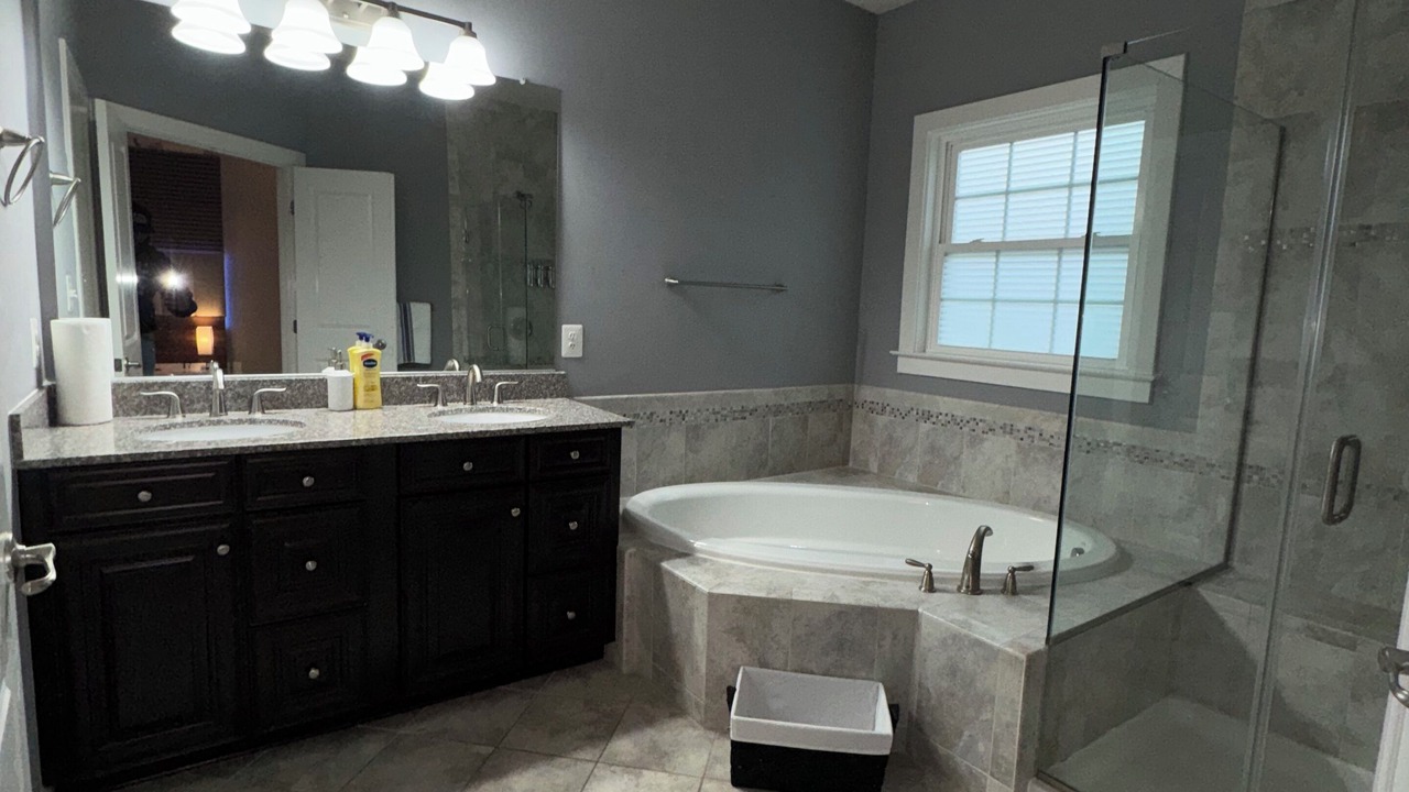 Photo of Bathroom in Hanover