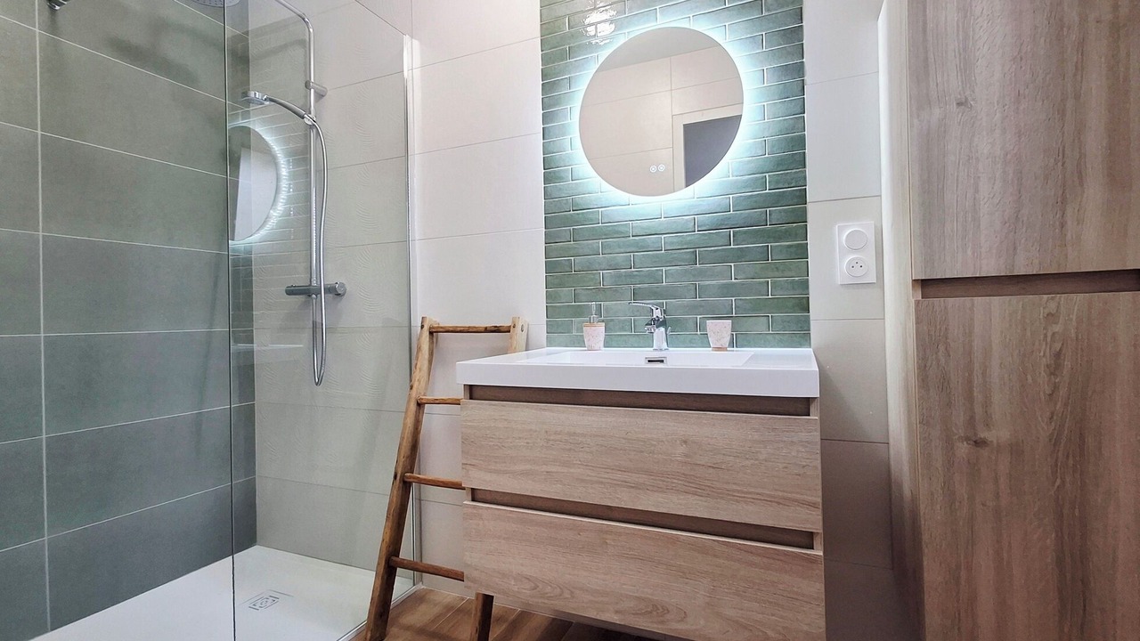 Photo of Bathroom in Challain-la-Potherie