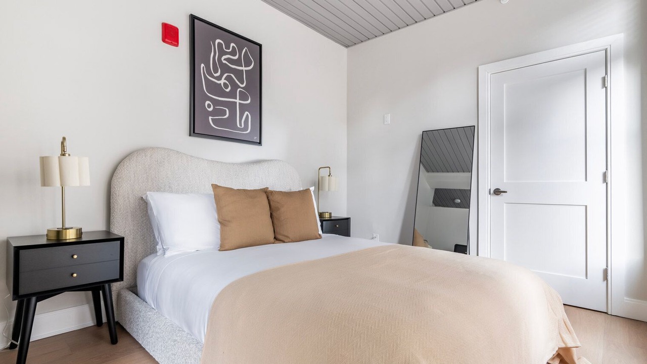 Photo of Bedroom in Downtown Boston