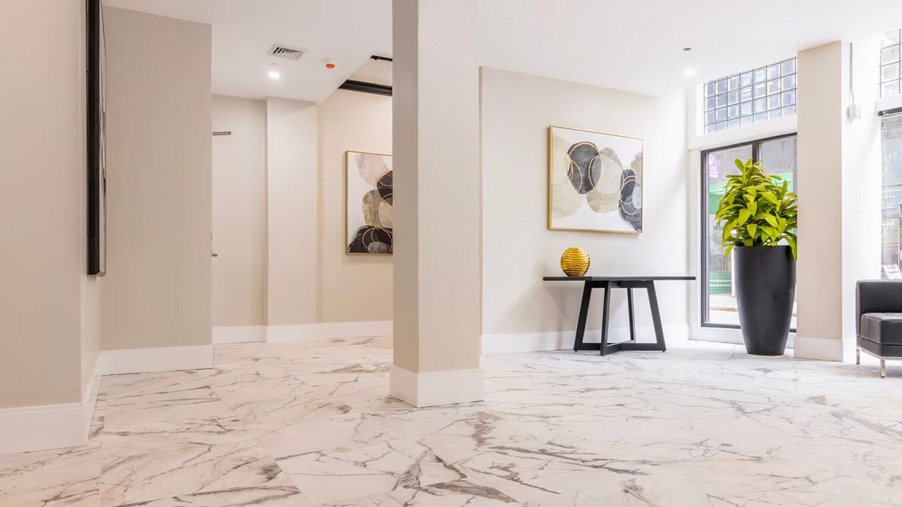 Photo of Others in Downtown Boston