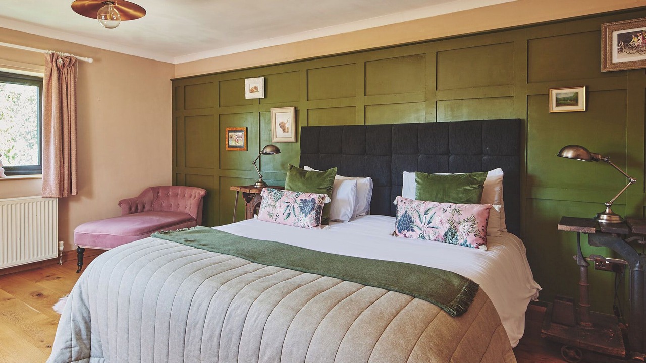 Photo of Others in Pembridge