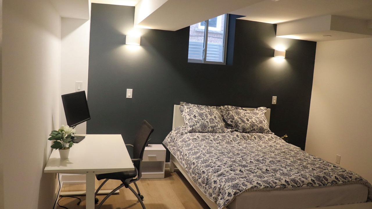 Photo of Bedroom in Richmond Hill