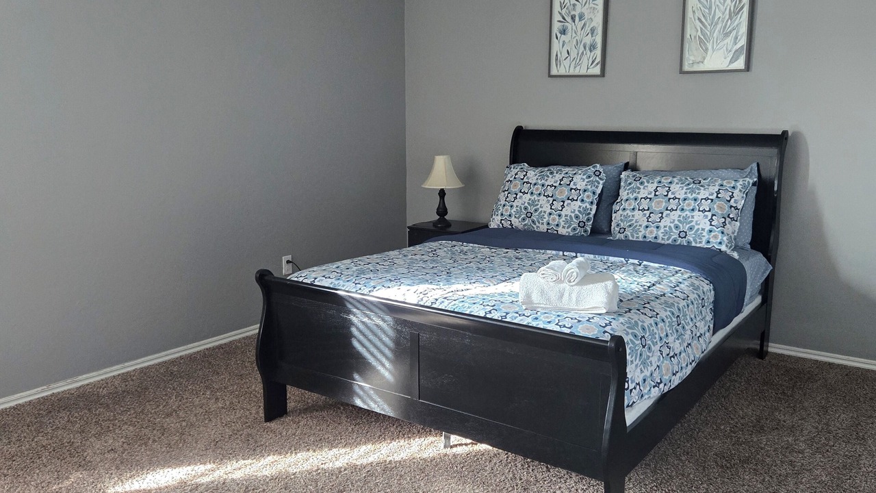 Photo of Bedroom in Moore