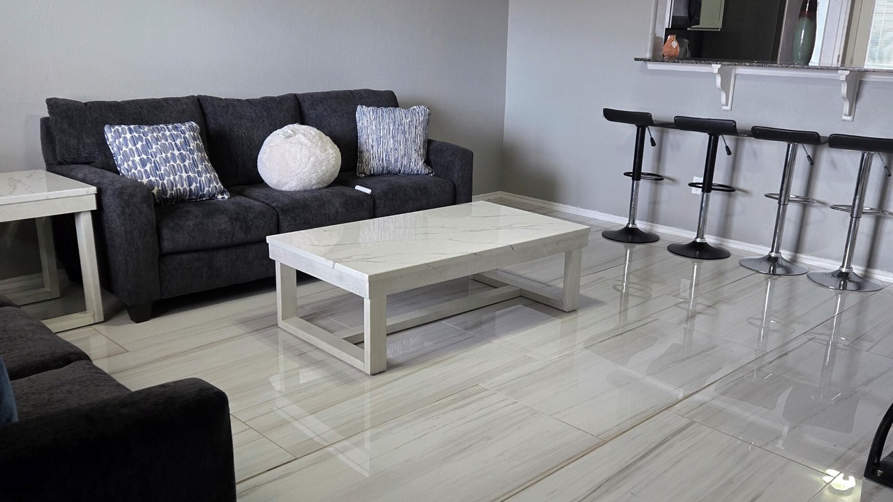 Photo of Livingroom in Moore