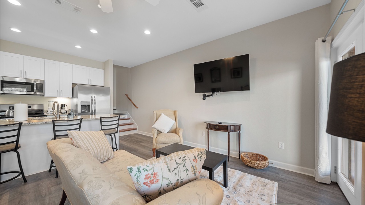 Photo of Livingroom in Jones Mills