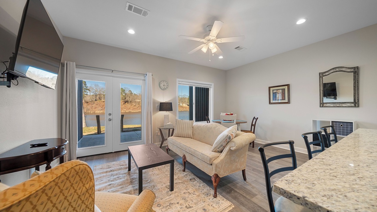 Photo of Livingroom in Jones Mills