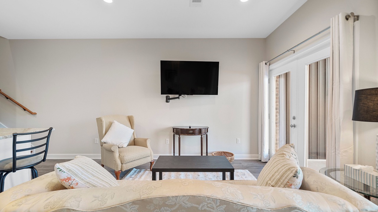 Photo of Livingroom in Jones Mills