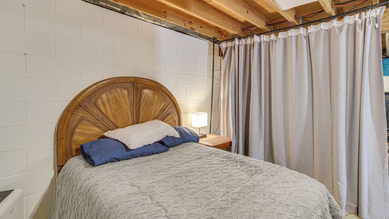 Photo of Bedroom in Siren