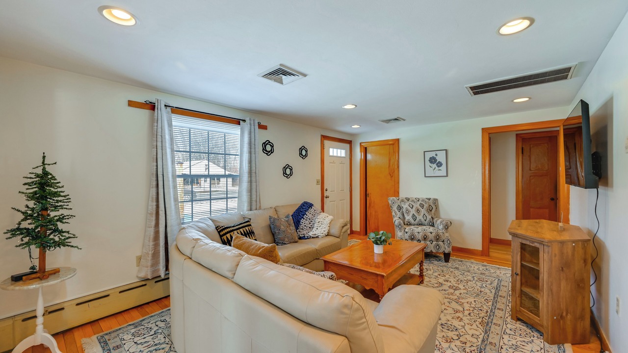 Photo of Bedroom in Hadley