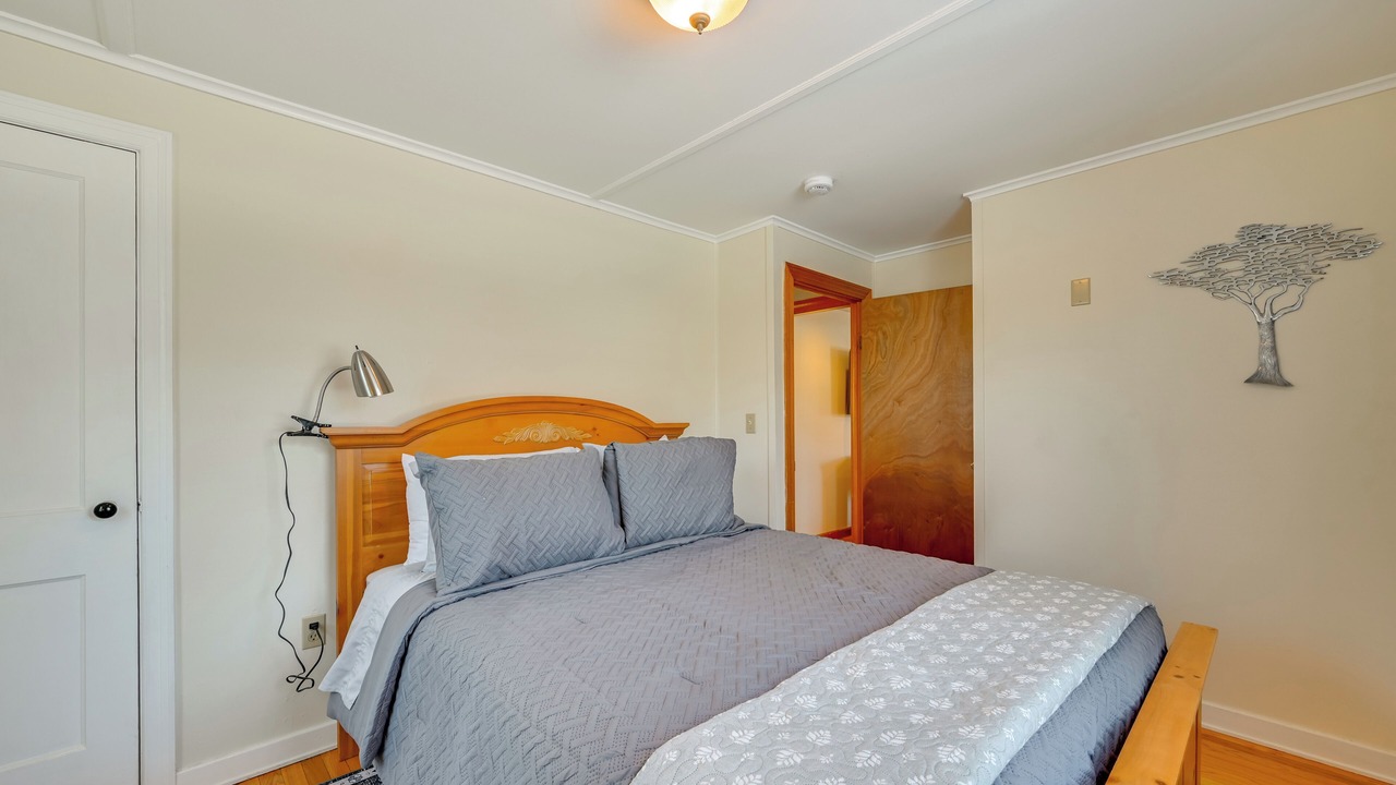 Photo of Bedroom in Hadley