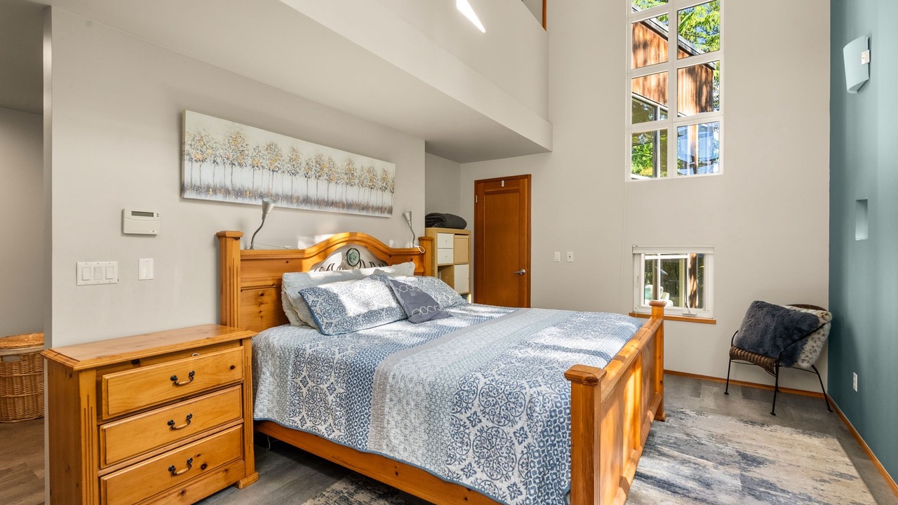 Photo of Bedroom in Northeast Tacoma