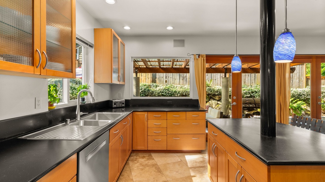 Photo of Kitchen in Northeast Tacoma