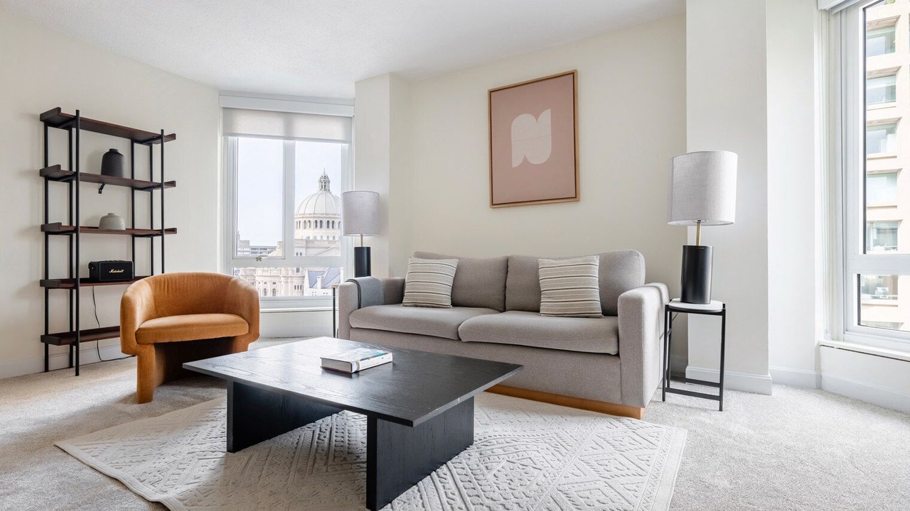 Photo of Livingroom in Prudential - St. Botolph