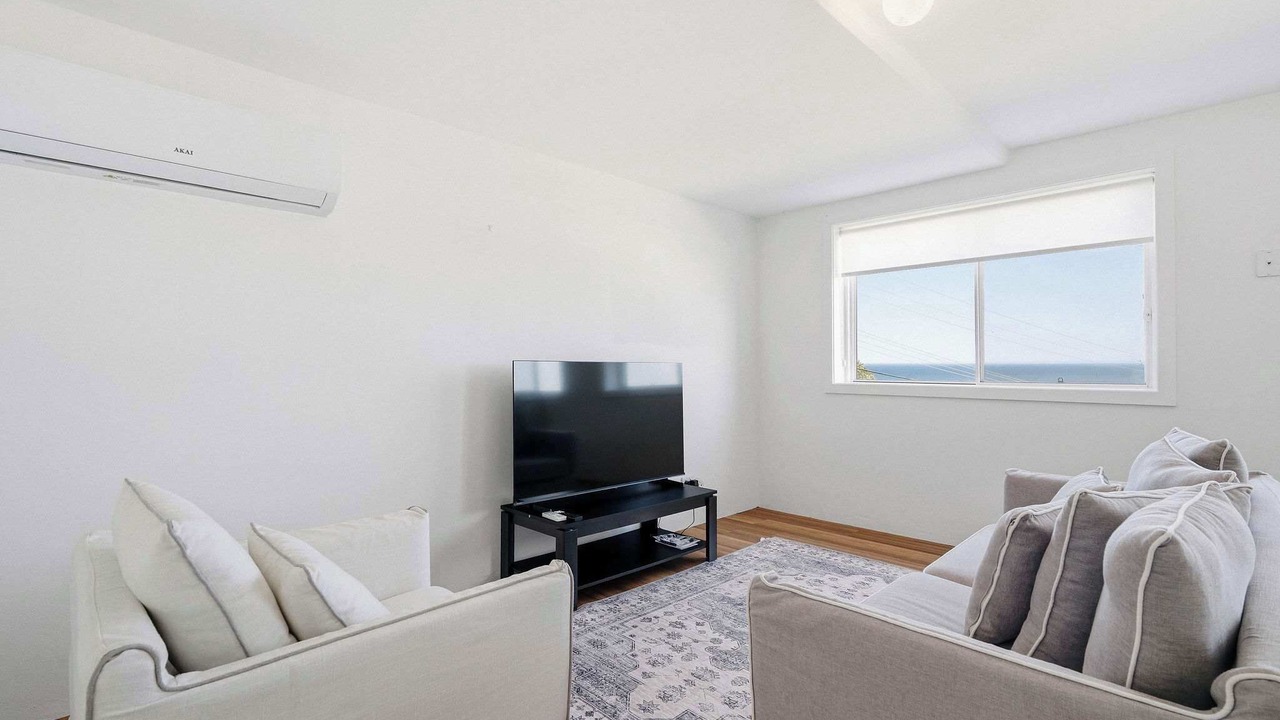 Photo of Livingroom in Forresters Beach