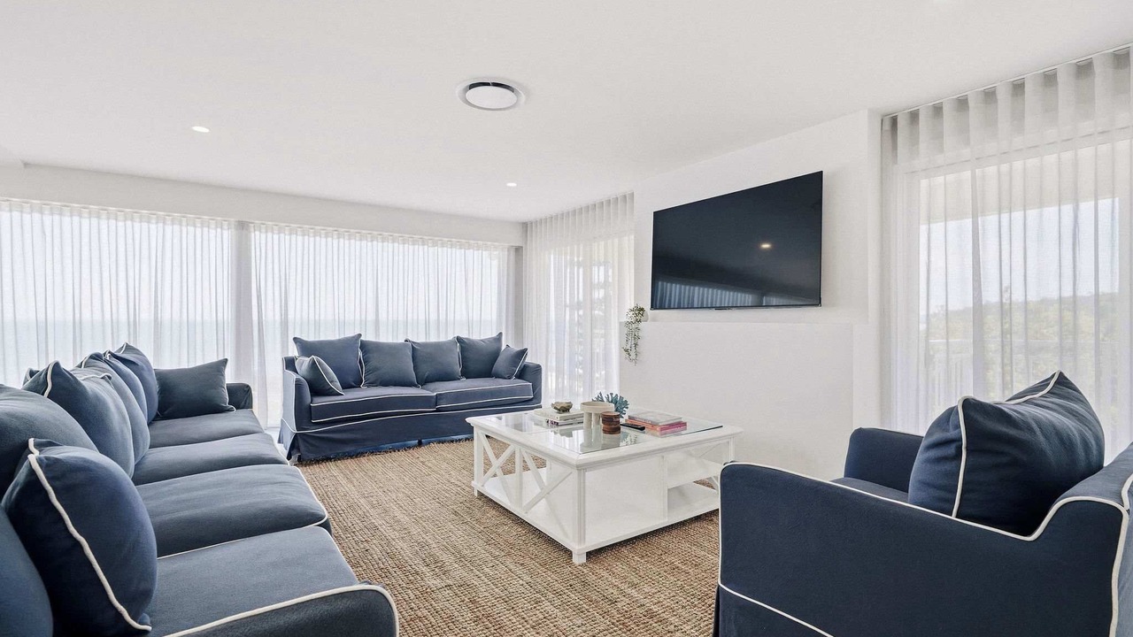 Photo of Livingroom in Forresters Beach