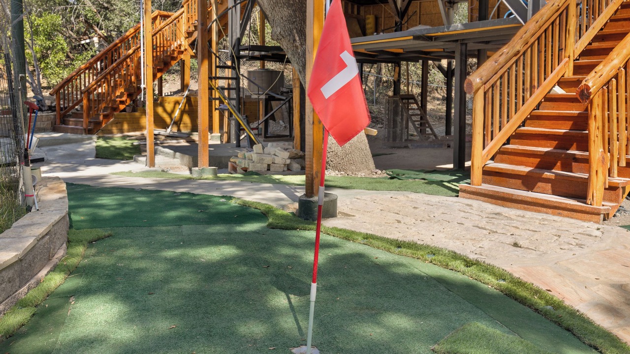 Photo of Outdoor in Lakehills
