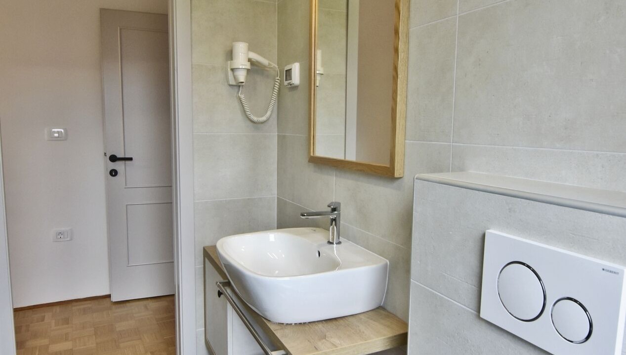 Photo of Bathroom in Valica