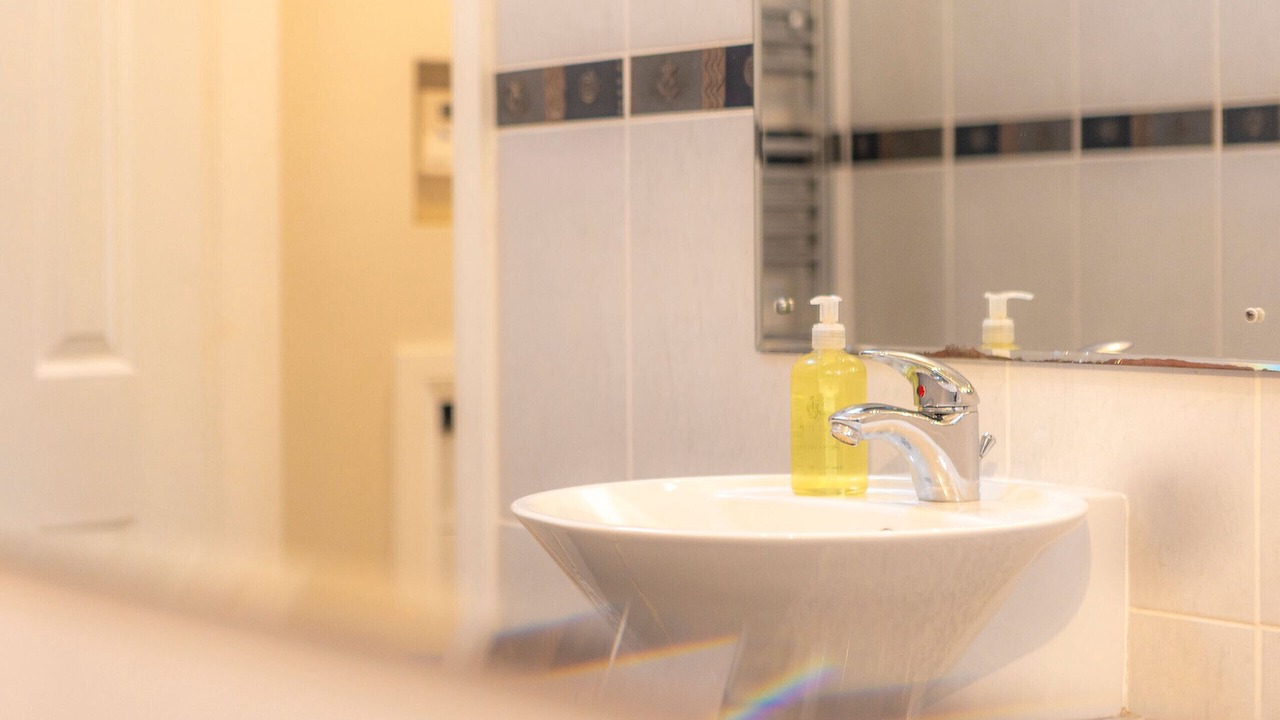 Photo of Bathroom in Earlsferry