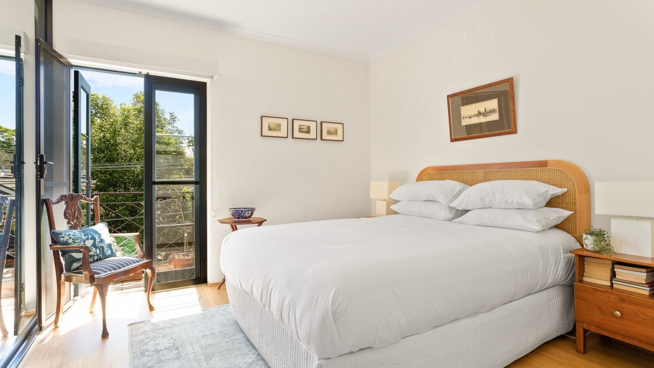 Photo of Others in Erskineville