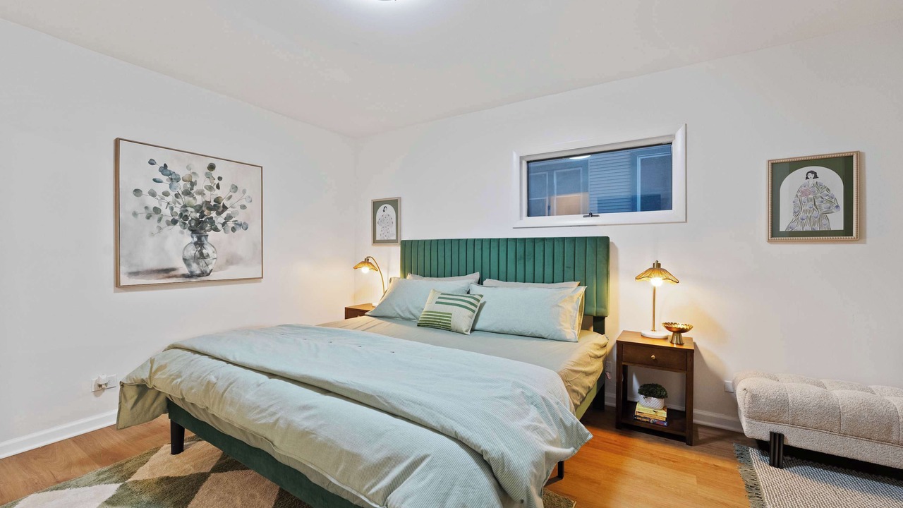 Photo of Bedroom in Elmhurst