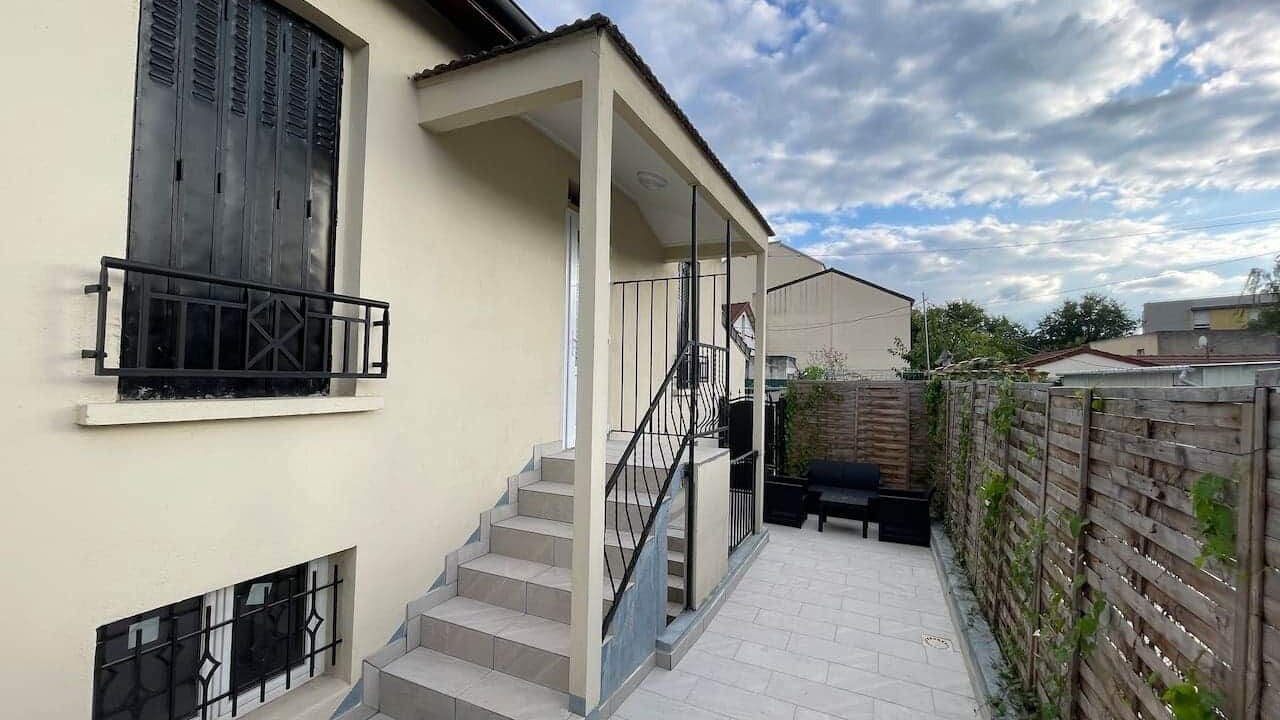 Photo of Patio Balcony in Pierrefitte-sur-Seine
