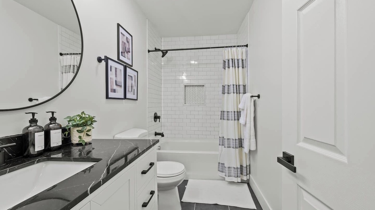 Photo of Bathroom in Olde Towne East