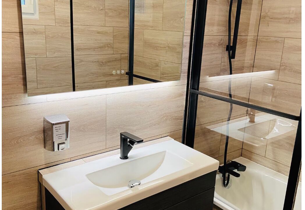 Photo of Bathroom in Equemauville
