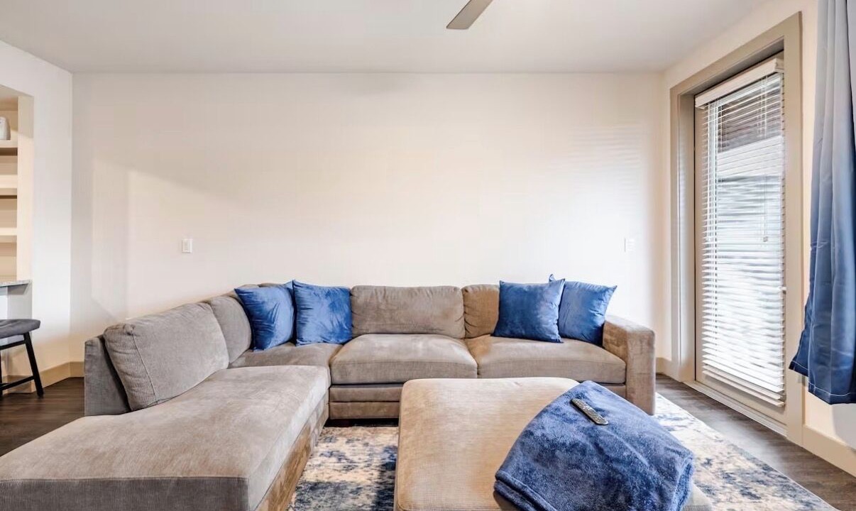Photo of Livingroom in Carrollton