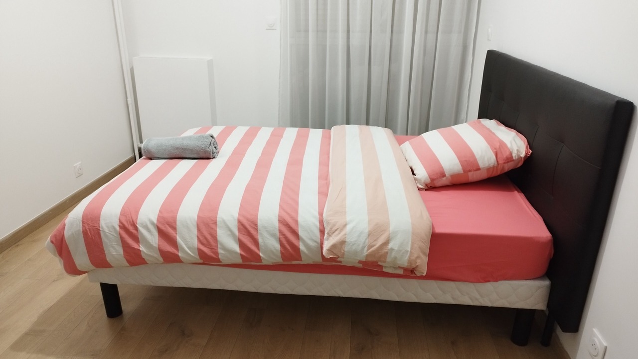 Photo of Bedroom in Nogent-sur-Oise