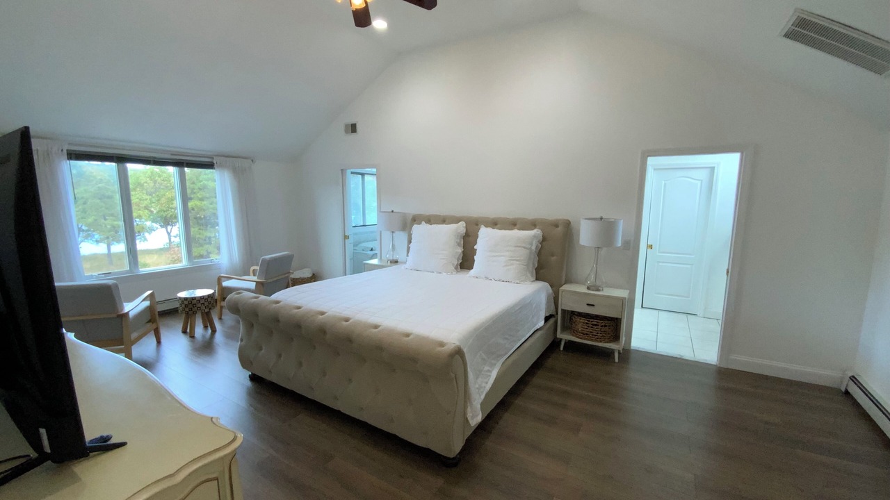 Photo of Bedroom in Sagamore