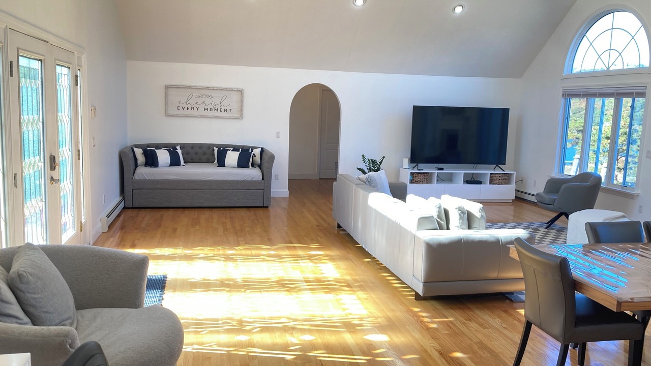 Photo of Livingroom in Sagamore