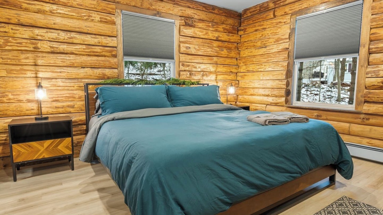Photo of Bedroom in Cheshire