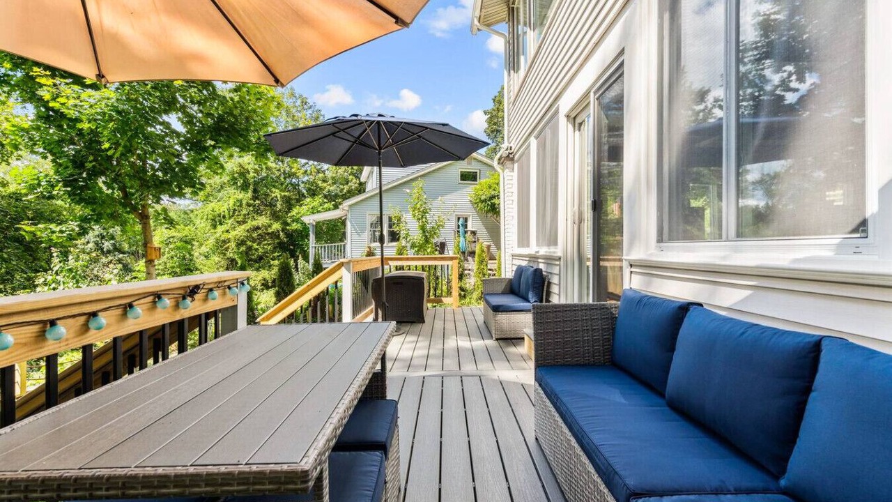 Photo of Outdoor in South Britain