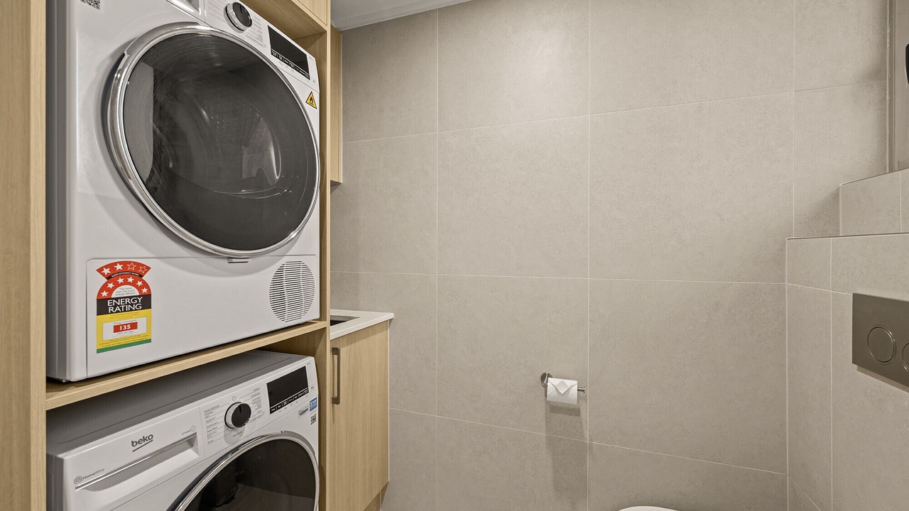 Photo of Others in Main Beach