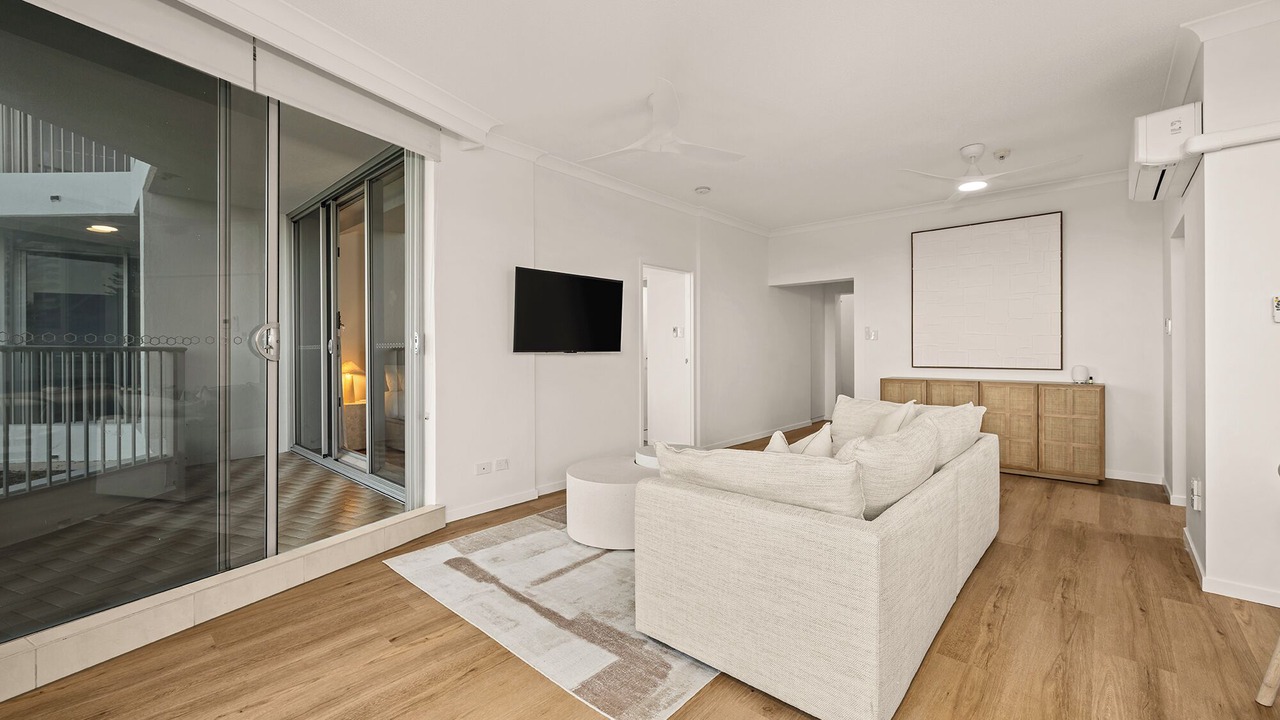 Photo of Others in Main Beach