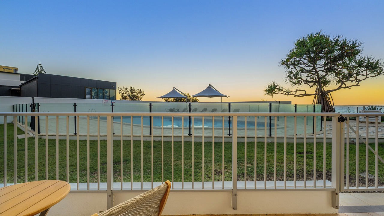 Photo of Patio Balcony in Main Beach