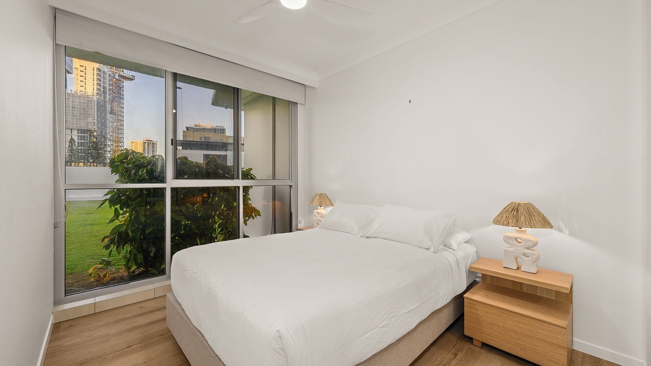 Photo of Bedroom in Main Beach