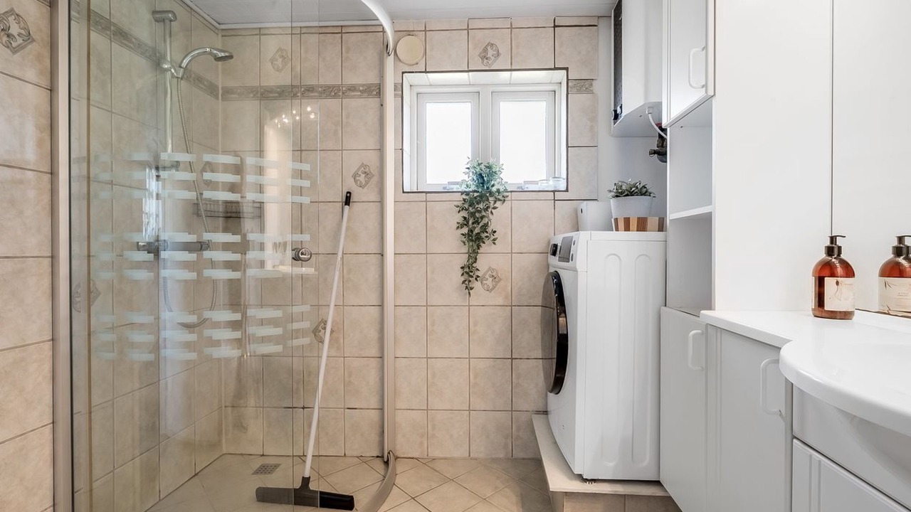 Photo of Bathroom in Glesborg