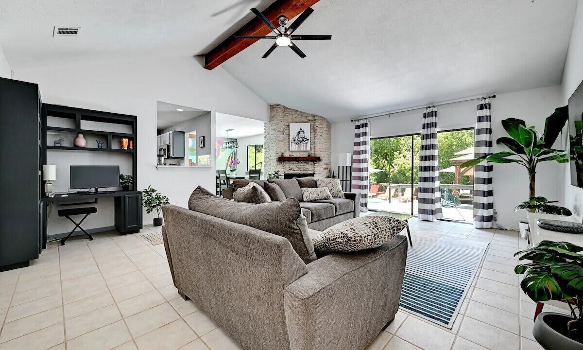 Photo of Livingroom in Gracywoods